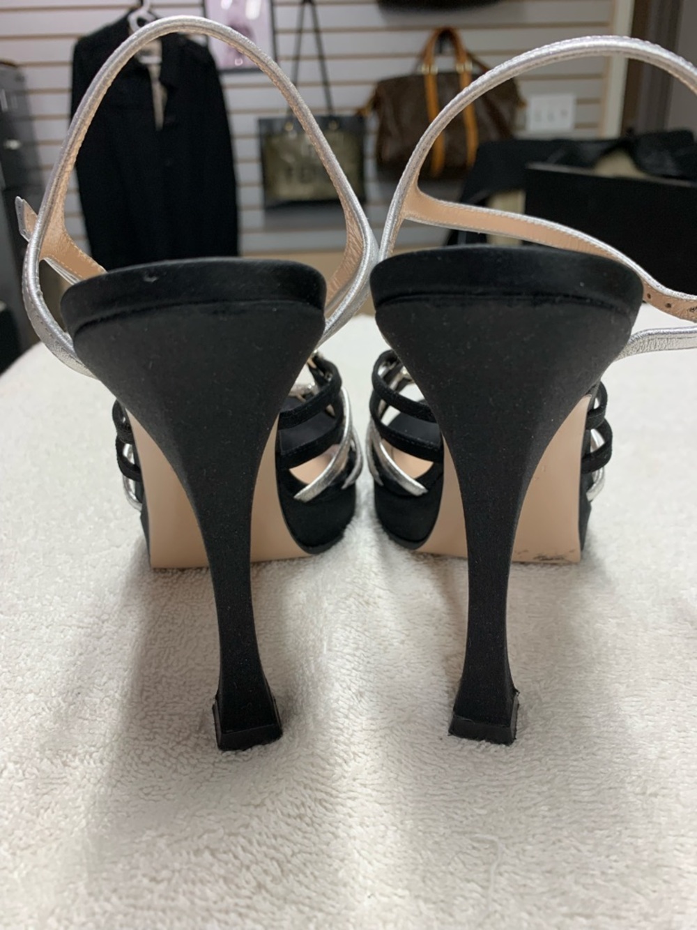 Gucci Black Suede Crystal Interlocking GG Pump Heels - Picture 9 of 16